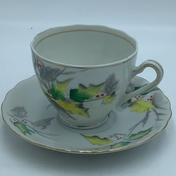 Kasuga Ware Japan Hand Painted Fine China Holly Teacup and Saucer - Picture 1 of 8
